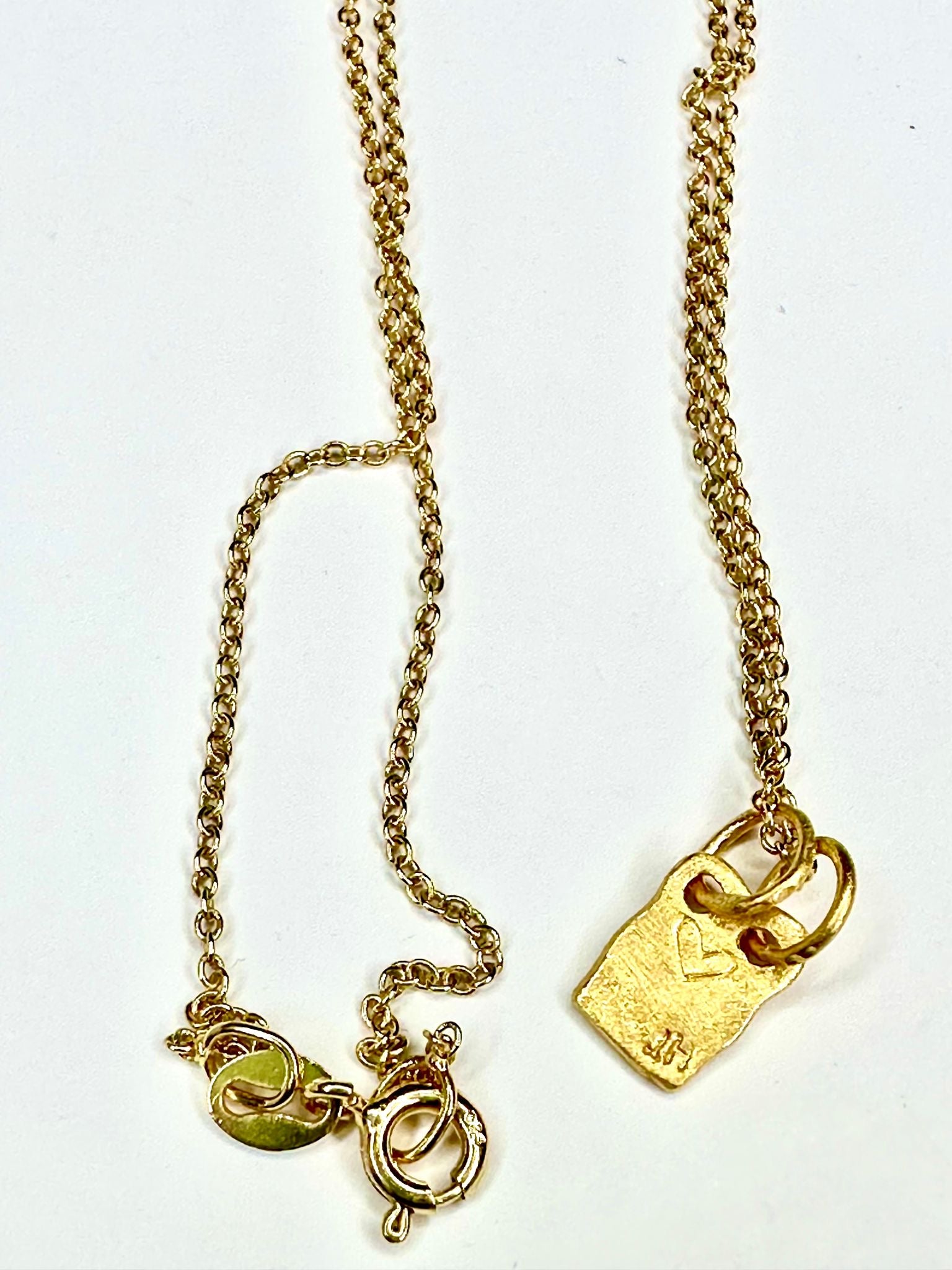 PAZ Baby amuleto gold