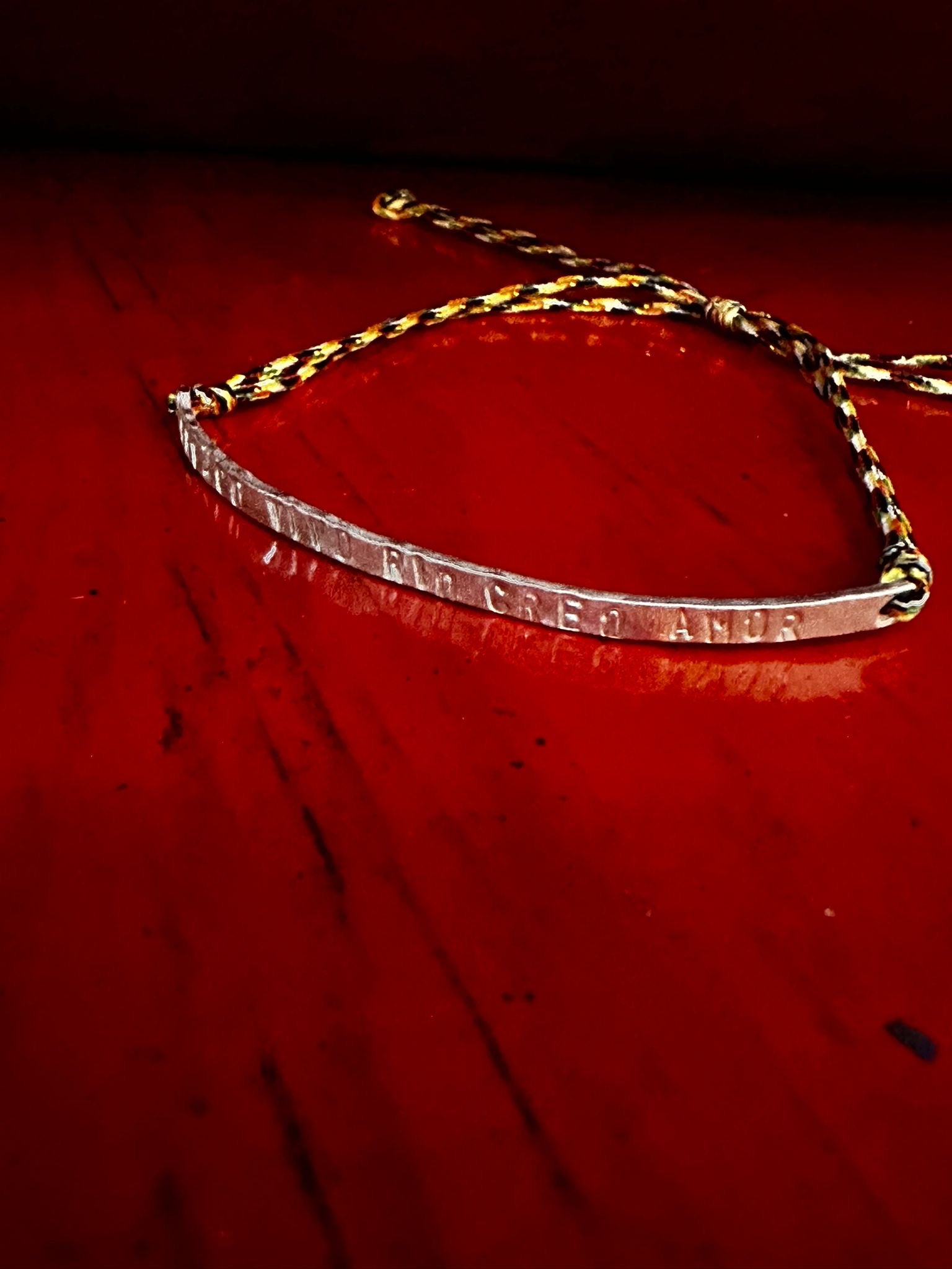 Pulcera Amuleto Linea - Crezco, vivo, río, creo, amor!