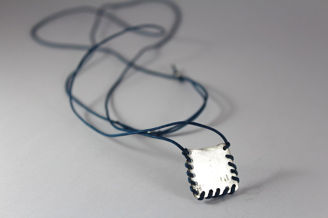 PAZ Amuleto de plata