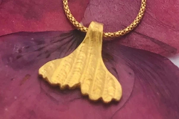 COLA DE SIRENA DORADA