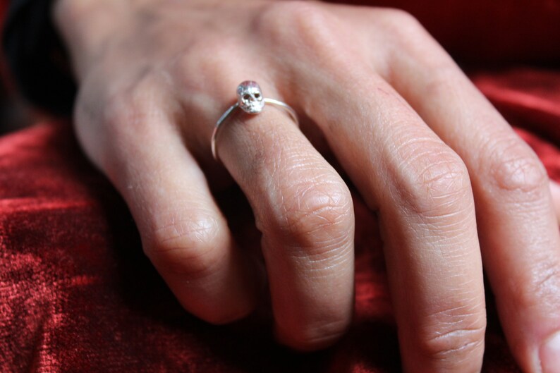 CALAVERA  mini Anillo