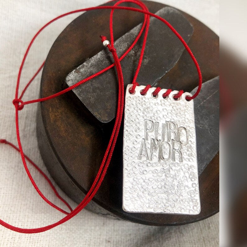 PURO AMOR Amuleto de plata gigante